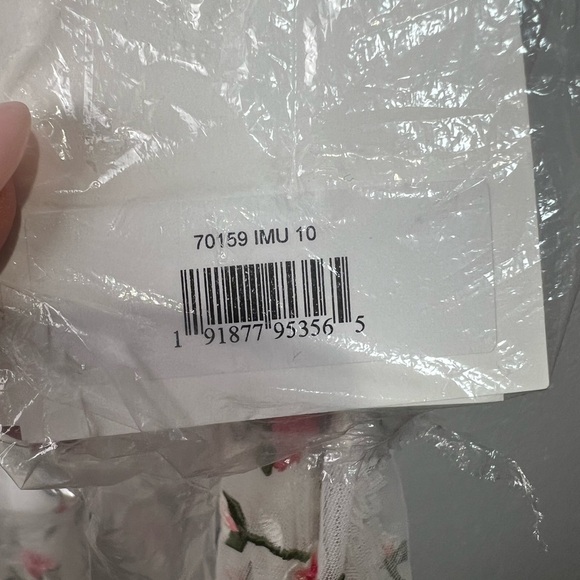 Mac Duggal White Floral Embroidered Long Sleeve Gown White Size-10 - Picture 6 of 9